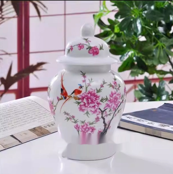 Chinese-style Decorative Porcelain Vases Treasure Vases And Winter Gourd Vases